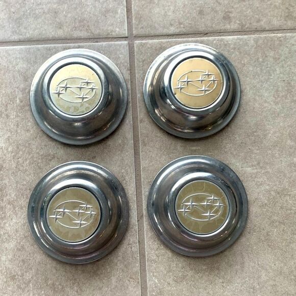 Subaru Vintage Set of Four Wheel Center Hub Caps - Picture 1 of 2